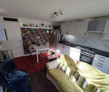 Room in a Shared Flat, London, NW10 - Photo 2