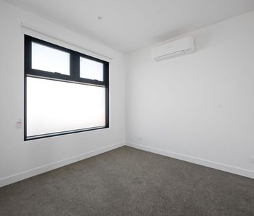 Spacious – New 2 Bedroom stylish apartments - Photo 3