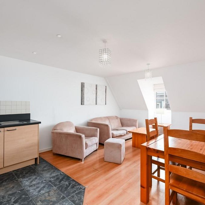 1 bedroom flat to rent - Photo 1