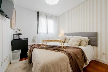 Calle de Ana de Austria, Madrid, Community of Madrid 28050 - Photo 2