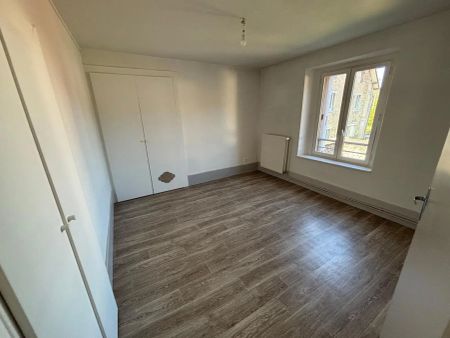 Appartement à louer 4 pièces 86.82m² - Photo 2