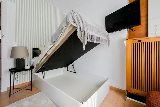 Calle de Alburquerque, Madrid, Community of Madrid 28010 - Photo 1