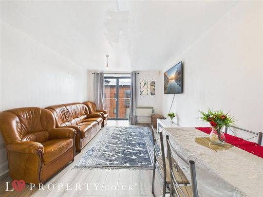 2 bedroom apartment to rent - Photo 1