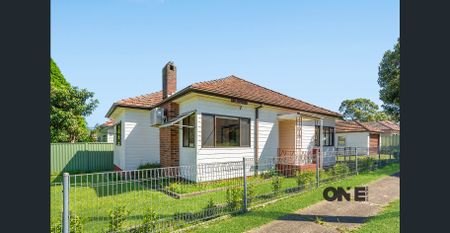 #2 BED PLUS STUDY #CLOSE TO LIDCOMBE STATION AND SHOPPING CENTER #LOCKUP GARAGE - Photo 5