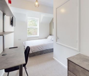 1 bedroom in a house share to rent - Photo 4
