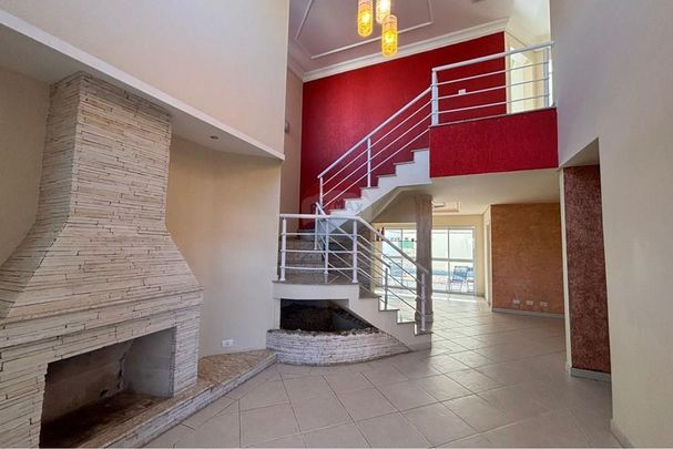 Casa com 3 dormitórios, 275 m² Granja Olga II - Foto 1