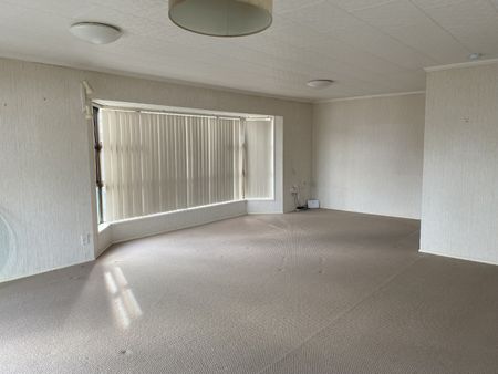 38A Collins Street, Hawera - Photo 2