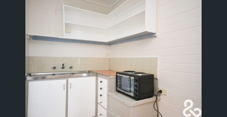 All at your door step - Photo 2