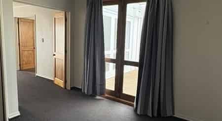 Charming Two-Bedroom Unit with Sunny Courtyard - Photo 1
