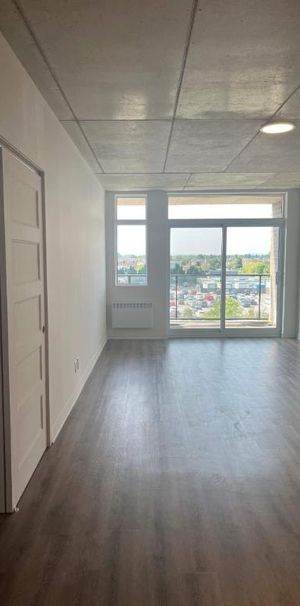 2 CH - 1 SDB - Terrebonne - $2,015 /mo - Photo 1