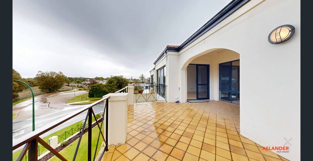 VIEW TO DIE FOR - Photo 1