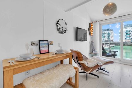 1 Bed Maisonette, Western Concourse, BN2 - Photo 3