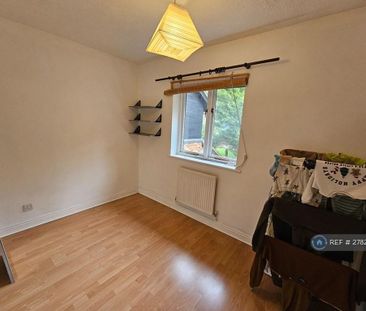 3 bedroom detached house to rent - Photo 3