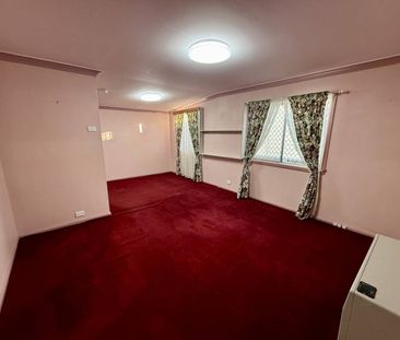 3 Bedroom Home in central location - Photo 6