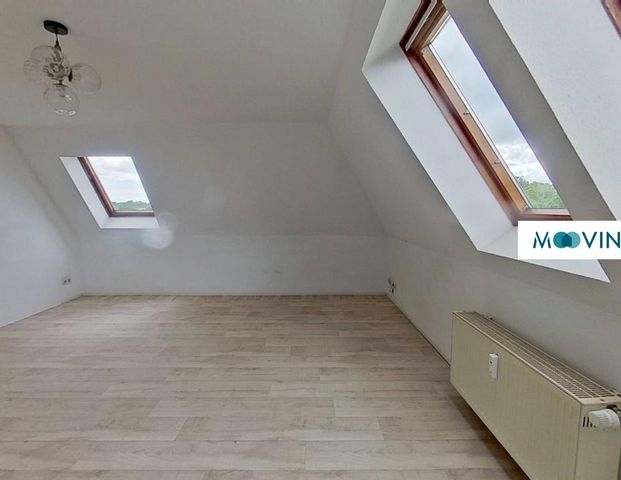 ++ Lichtdurchflutete 2-Zimmer-Dachgeschosswohnung mit Wannenbad ++ - Foto 1