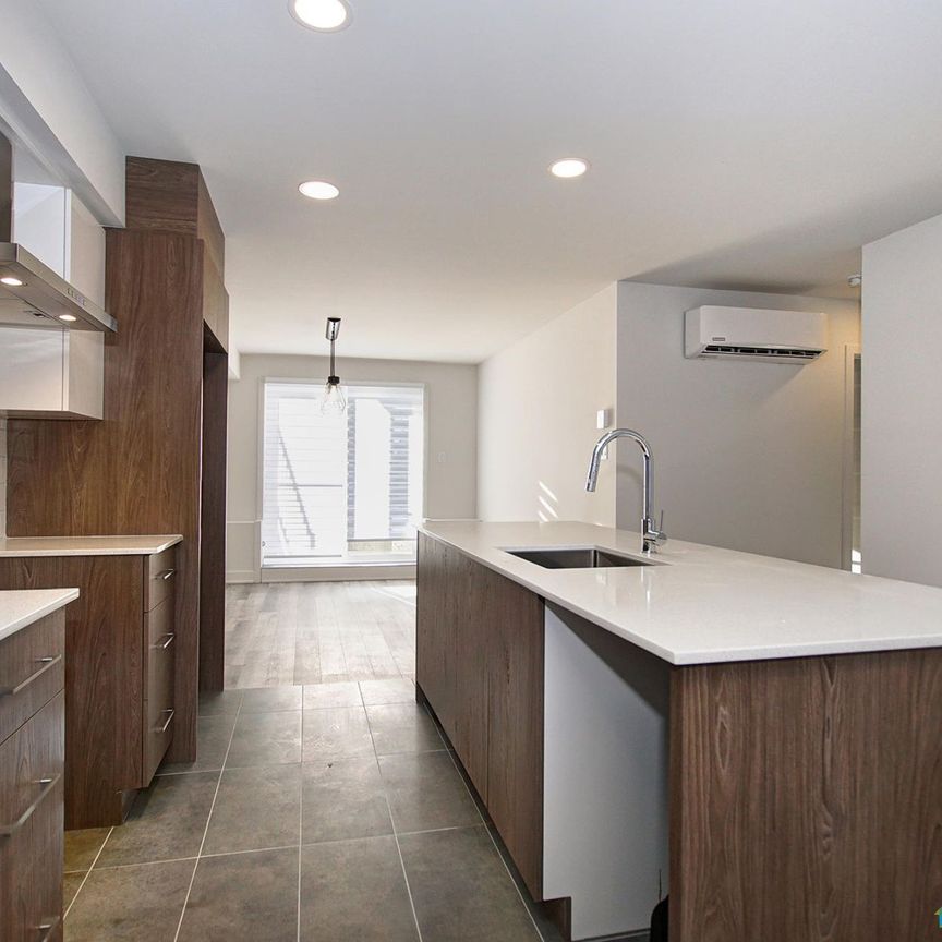 3187 rue Roger, Ste-Marthe-Sur-Le-Lac à louer - Photo 1