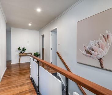 52 Kiwi Crescent, Tawa - Photo 4