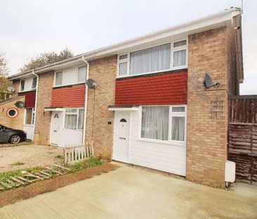 Burdun Close, Witham, CM8 - Photo 2