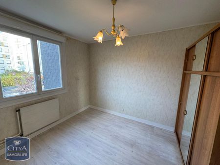 Location Appartement 4 pièces 79m² LE MANS 72000 - Photo 5