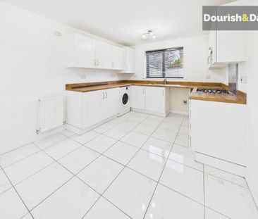 3 bedroom detached house to rent - Photo 2