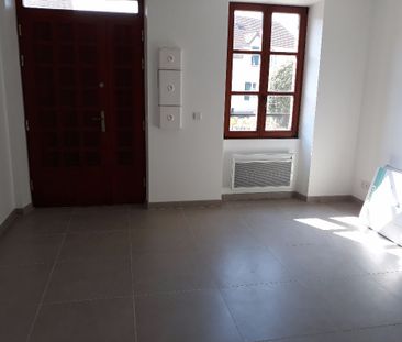 Location Appartement 1 pièce 27m² - Photo 3