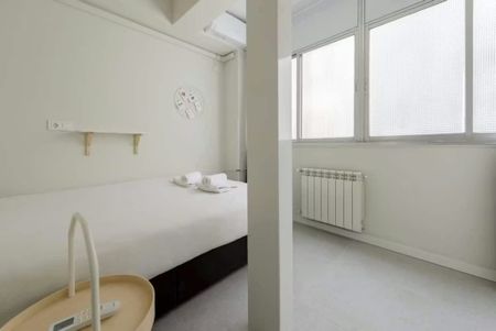 Calle de Embajadores, Madrid, Community of Madrid 28045 - Photo 3