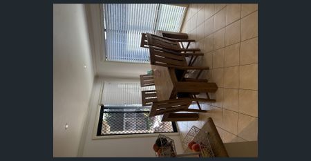 3 bedroom brick home in quiet and friendly street - Photo 2