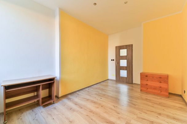 Pronájem bytu 2+1 55 m² - Photo 1