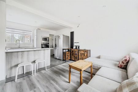 3 bedroom house to rent - Photo 3