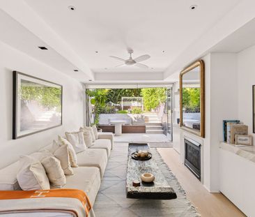 Reimagined Victorian home of contemporary elegance - Photo 5