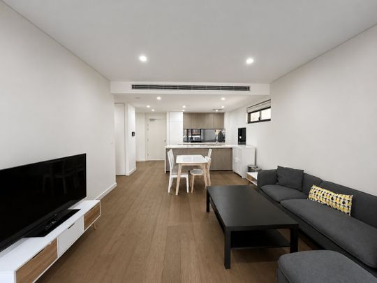 Deposit Received I Furnished I Bonus Study I Caged Storage I Walk to Green Square Station - Photo 1