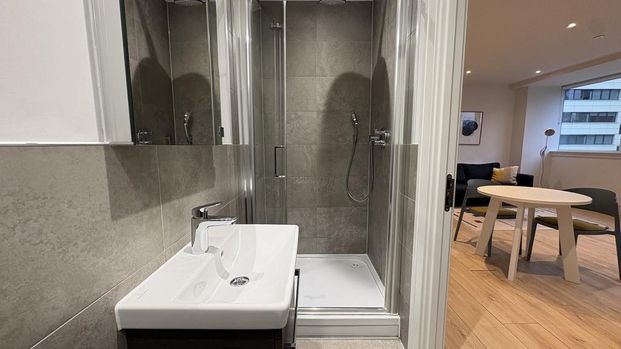 Studio to rent - Photo 1