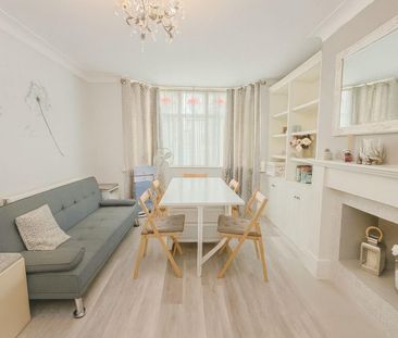 4 bedroom House To Let Total Size: 1497 SQ FT - Photo 3