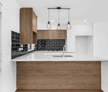 4 Bedroom + 2 Bathrooms, Papatoetoe - Photo 5