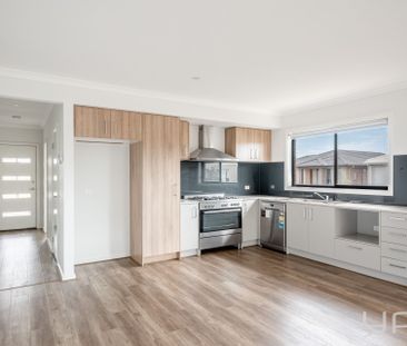 Modern Family Living in Prime Location - Photo 5