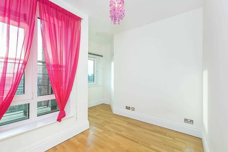 2 Bed Flat, Warren House, W14 - Photo 3