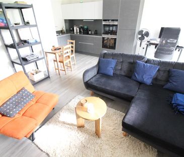 Avenue Road, London - Photo 3