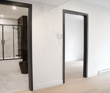 5350 Av. Victoria, apt. 204 - Photo 5