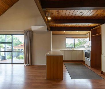 Three Bedroom Oasis - Photo 4