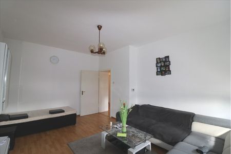 * ERGDGESCHOSS MIT BALKON * 2 ZI-Whg. im Zweifamilienhaus, DU-Rheinhausen/Bergheim - Photo 2