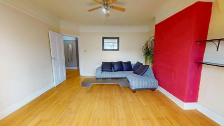 2 bedroom maisonette to rent - Photo 5