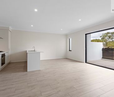 534 Brookfield Boulevard, Mickleham VIC 3064 - Townhouse For Rent |... - Photo 1