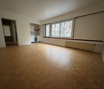 STUDIO 31 m2 – PARKING – CAVE – - Photo 1