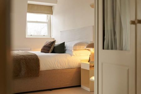 3 Bedroom Flat To Let - Photo 2