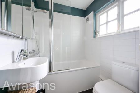 2 bedroom terraced house to rent - Photo 2