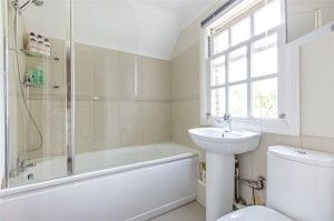 Bowyer House, 14 Slievemore Close, SW4 - Photo 3