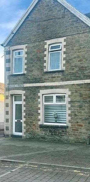 Windsor Street, Caerphilly, CF83 - Photo 1