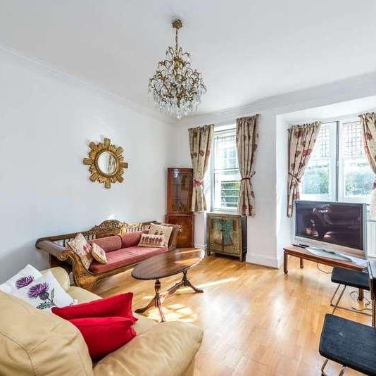 Lower Sloane Street, Chelsea, SW1W - Photo 1