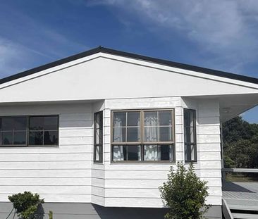 Freshly renovated - Photo 4