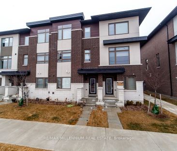 Townhouse For Lease | E8112622 - Photo 4